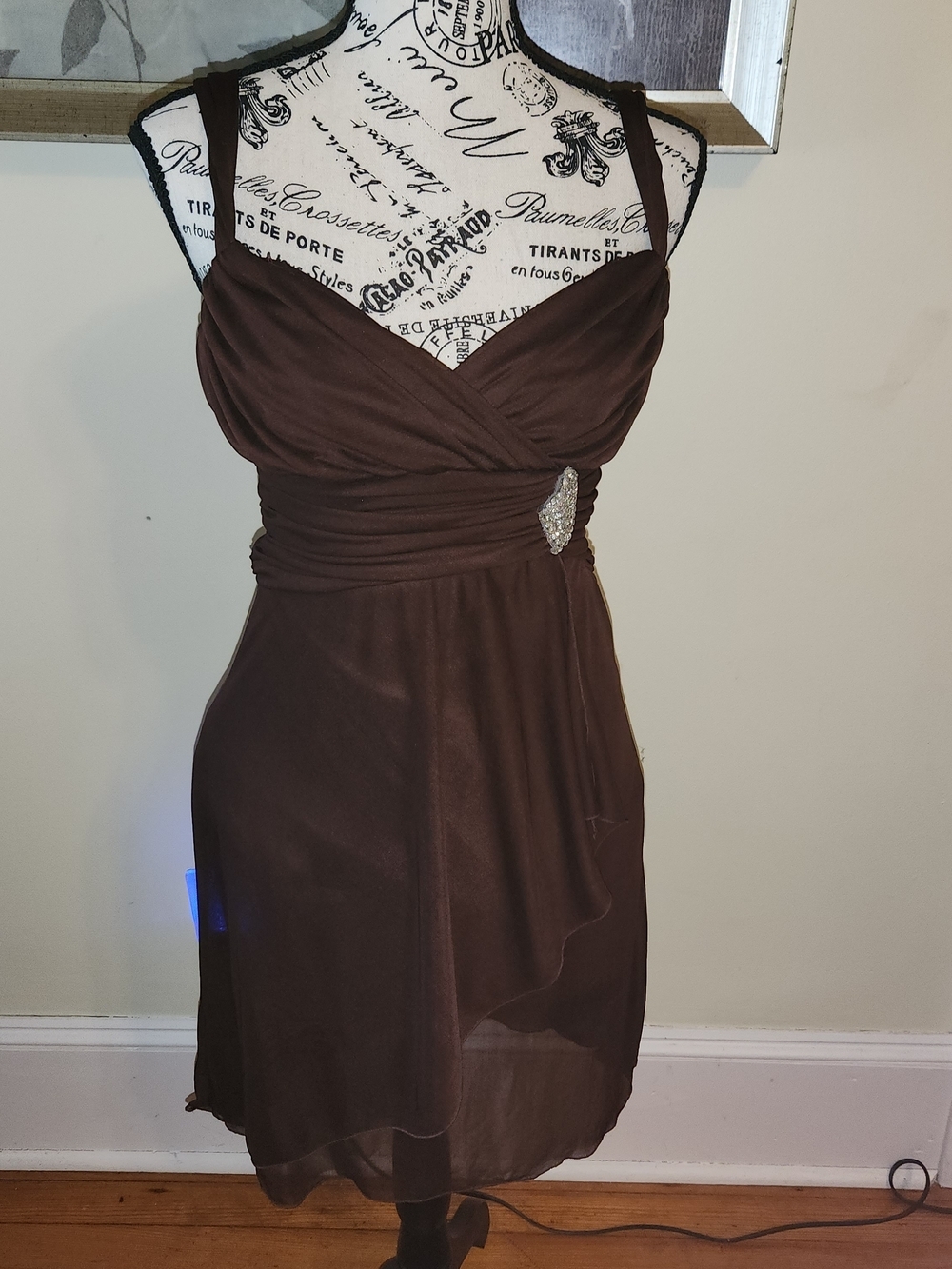 Jodi Kristopher Brown Sleeveless Mini Dress with Rhinestone Brooch
